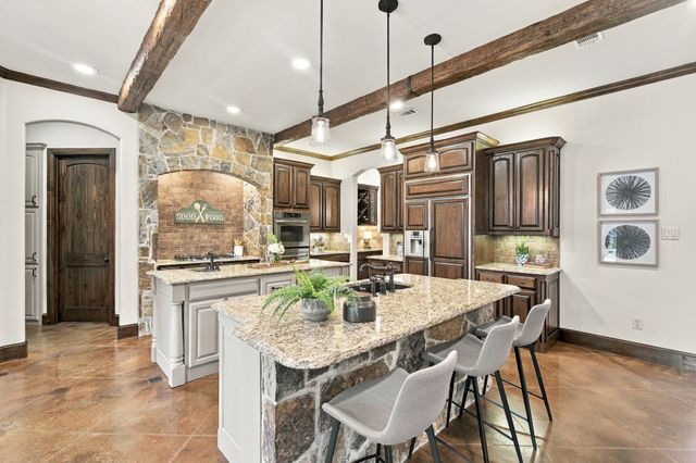 1407 Long And Winding Road, Mansfield, TX 76063