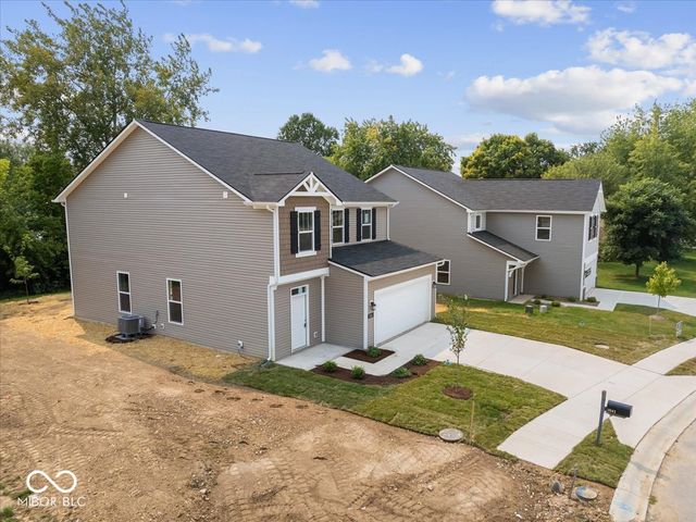 1041 Fuller Lane, Shelbyville, IN 46176