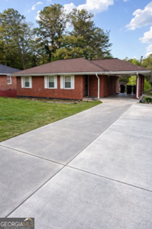 2134 East Drive, Decatur, GA 30032