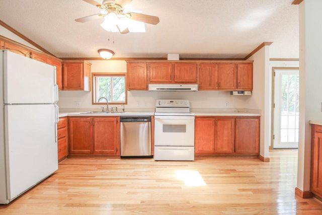 W8919 Ripley ROAD, Cambridge, WI 53523