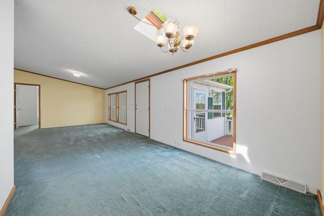 W8919 Ripley ROAD, Cambridge, WI 53523
