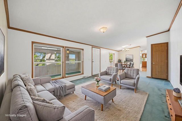 W8919 Ripley ROAD, Cambridge, WI 53523