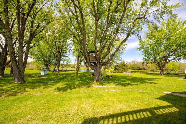W8919 Ripley ROAD, Cambridge, WI 53523