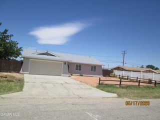 8871 Aspen Avenue, California City, CA 93505