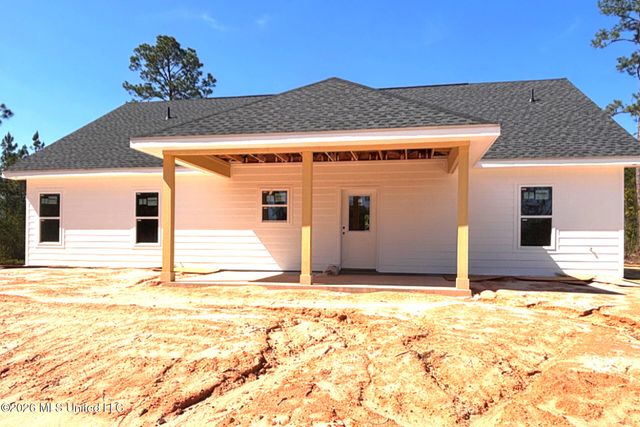 3695 Rocky Hill Dedeaux Road, Kiln, MS 39556