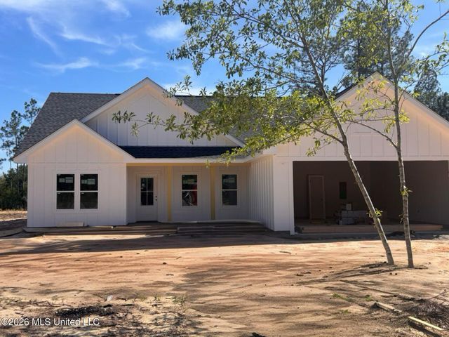 3695 Rocky Hill Dedeaux Road, Kiln, MS 39556