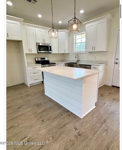 3695 Rocky Hill Dedeaux Road, Kiln, MS 39556