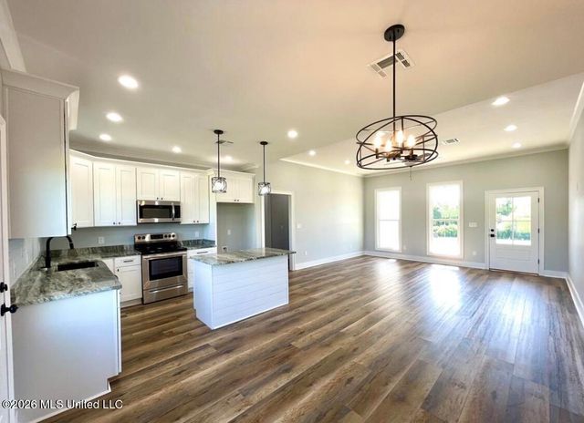 3695 Rocky Hill Dedeaux Road, Kiln, MS 39556