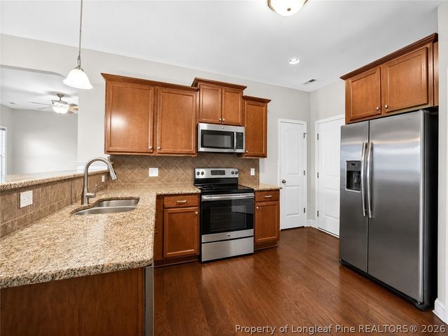 5216 Debut Avenue, Hope Mills, NC 28348