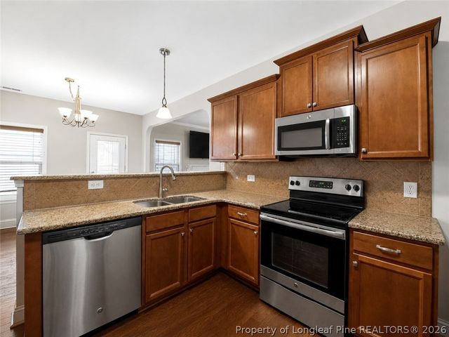 5216 Debut Avenue, Hope Mills, NC 28348