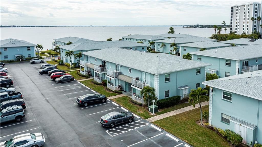 3324 N Key DR # 8, NORTH FORT MYERS, FL 33903 — exterior