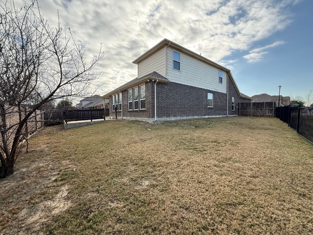 2691 Sierra Morado Drive, Lewisville, TX 75067