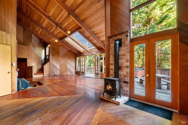 2081 Joy Rd, Occidental, CA 95465