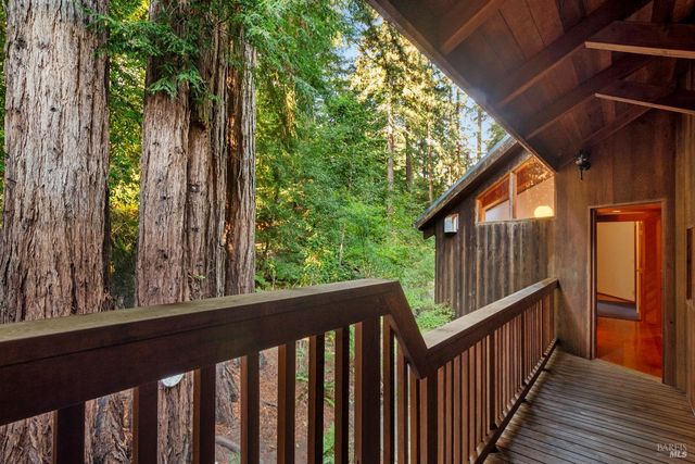 2081 Joy Rd, Occidental, CA 95465