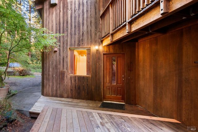 2081 Joy Rd, Occidental, CA 95465