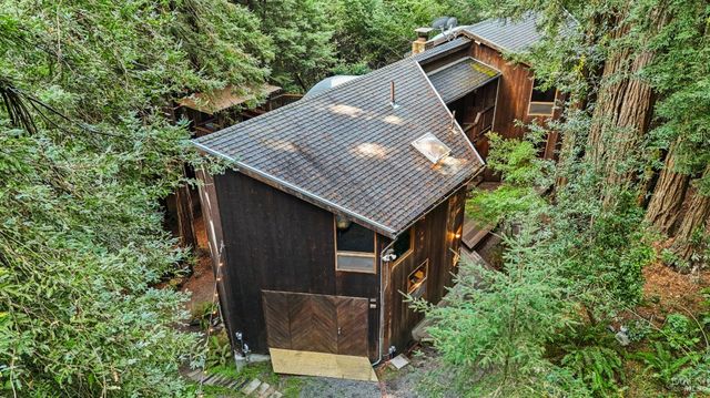 2081 Joy Rd, Occidental, CA 95465