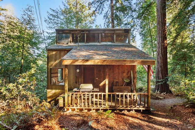 2081 Joy Rd, Occidental, CA 95465