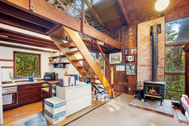 2081 Joy Rd, Occidental, CA 95465