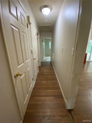 28 Countrywood Drive, St Peters, MO 63376