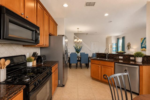 894 ASSEMBLY COURT, Reunion, FL 34747