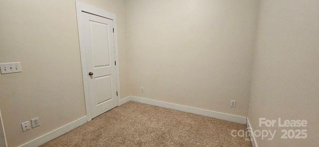 3243 Noda Boulevard, Charlotte, NC 28205