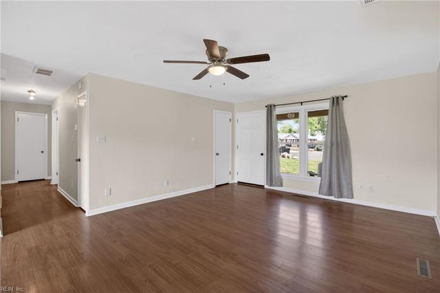 300 Eastwood CIR, Virginia Beach, VA 23454