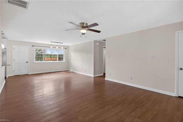 300 Eastwood CIR, Virginia Beach, VA 23454