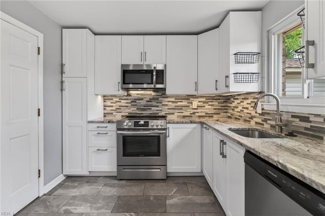 300 Eastwood CIR, Virginia Beach, VA 23454