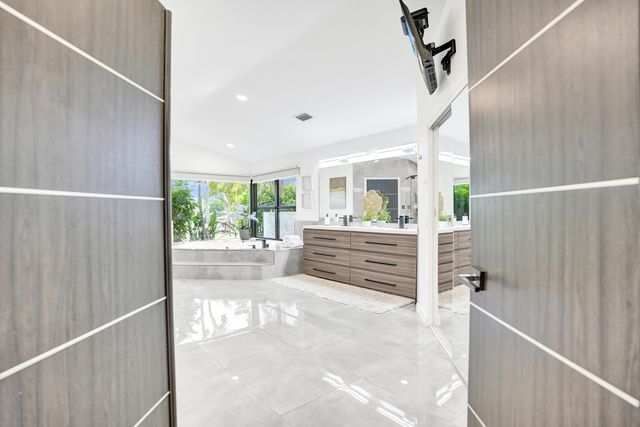 10875 Boca Woods Lane, Boca Raton, FL 33428