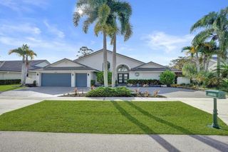 10875 Boca Woods Lane, Boca Raton, FL 33428