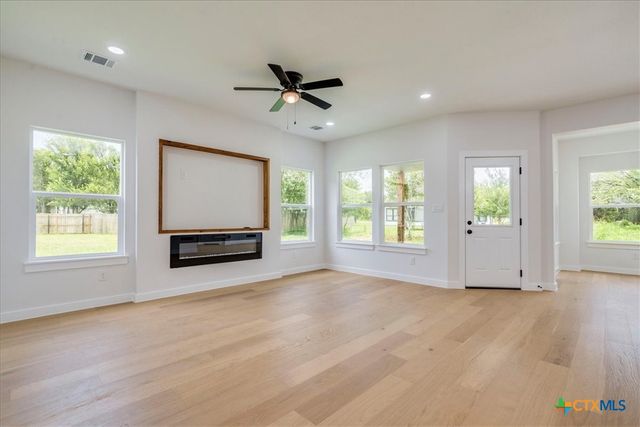 107 Keahi Court, Bastrop, TX 78602