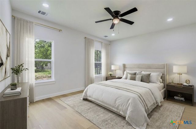 107 Keahi Court, Bastrop, TX 78602
