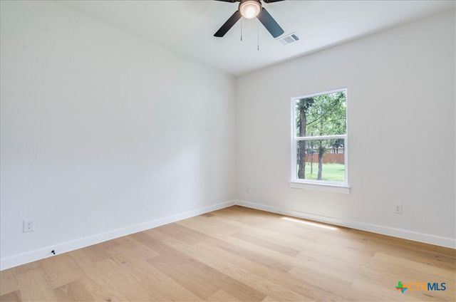 107 Keahi Court, Bastrop, TX 78602