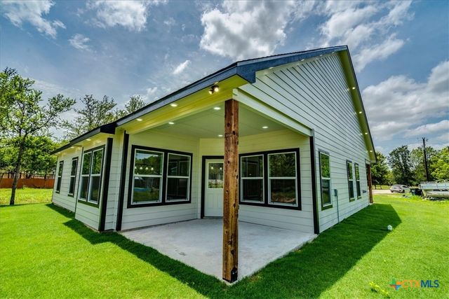 107 Keahi Court, Bastrop, TX 78602