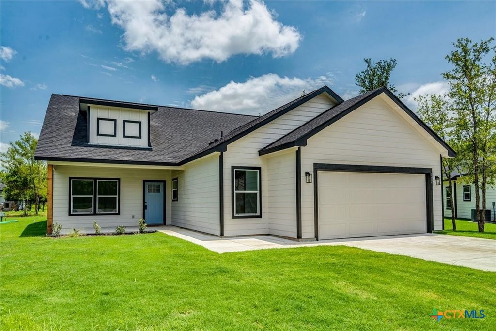 107 Keahi Court, Bastrop, TX 78602
