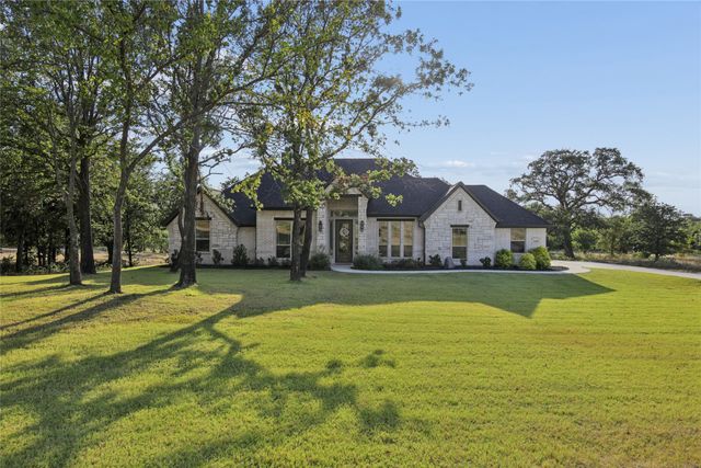 1109 Gonzollas Road, Springtown, TX 76082