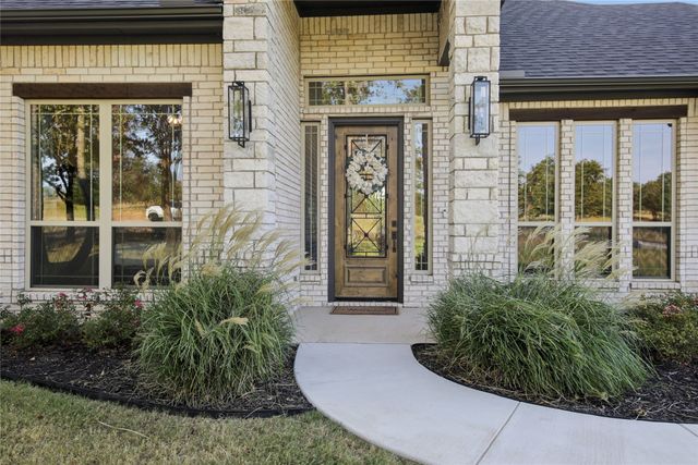 1109 Gonzollas Road, Springtown, TX 76082