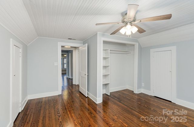 515 S Ashe Avenue, Newton, NC 28658