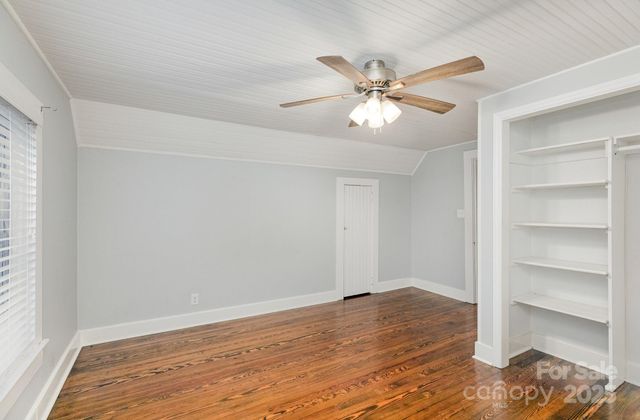 515 S Ashe Avenue, Newton, NC 28658