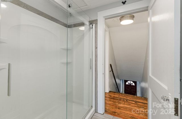 515 S Ashe Avenue, Newton, NC 28658