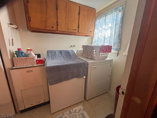 2 Park Dr North, West Orange Twp., NJ 07052