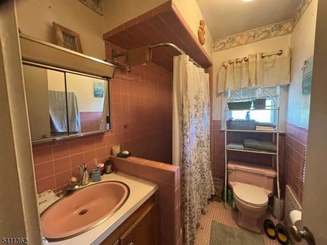 2 Park Dr North, West Orange Twp., NJ 07052