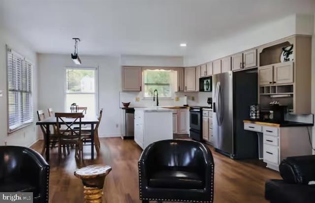 4064 PINE GROVE RD, Stanley, VA 22851