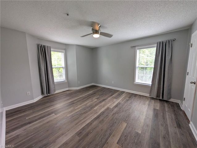 132 Rivertree Lane, Winston-salem, NC 27103