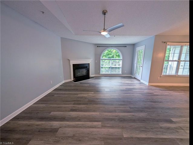 132 Rivertree Lane, Winston-salem, NC 27103
