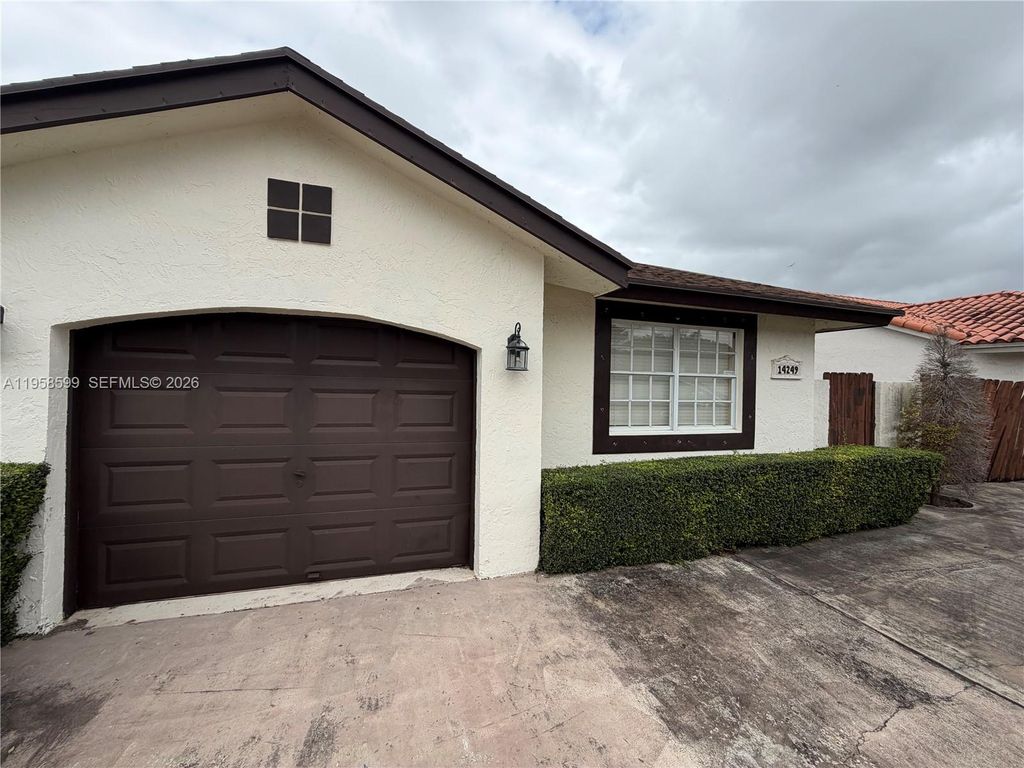 14249 SW 103rd Terrace, Miami, FL 33186