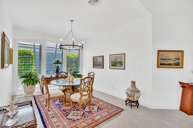 880 Saint James Lane, Vero Beach, FL 32967