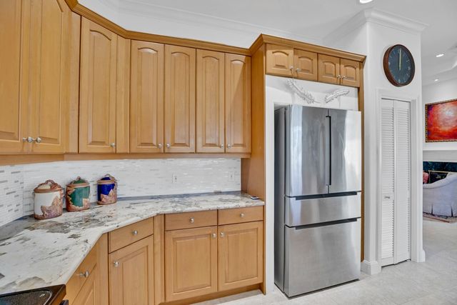 880 Saint James Lane, Vero Beach, FL 32967