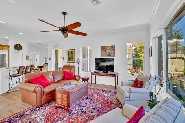 880 Saint James Lane, Vero Beach, FL 32967