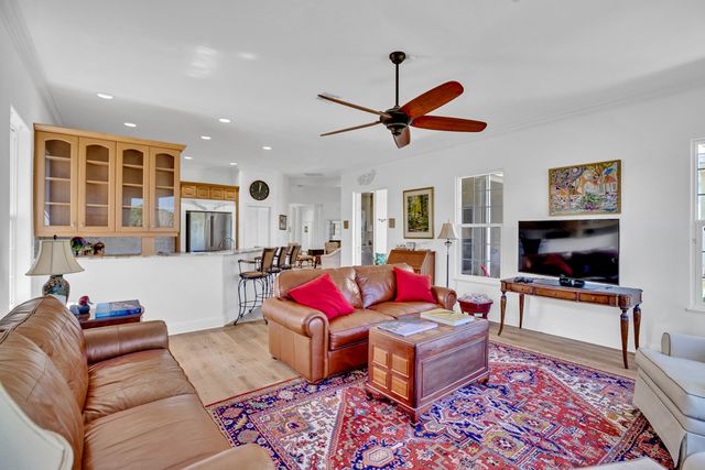 880 Saint James Lane, Vero Beach, FL 32967